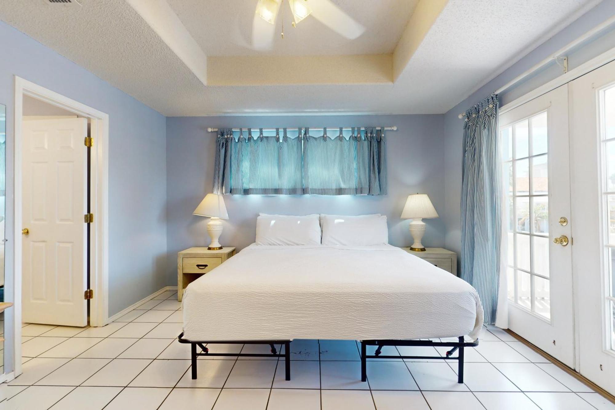 Apartment Mars Island *